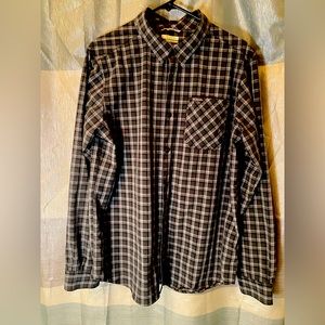 Men’s Columbia button down shirt. This grey plaid shirt is very lightweight.